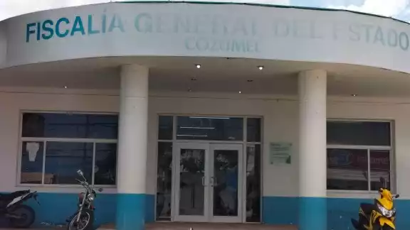 Hace pocos días, tres elementos fueron denunciados por privar ilegalmente de la libertad a un menor de edad Hace pocos días, tres elementos fueron denunciados por privar ilegalmente de la libertad a un menor de edad