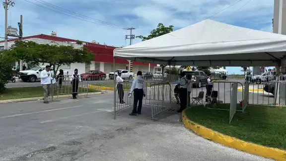 El tráfico se vio afectado sobre la avenida Luis Álvarez Barret El tráfico se vio afectado sobre la avenida Luis Álvarez Barret