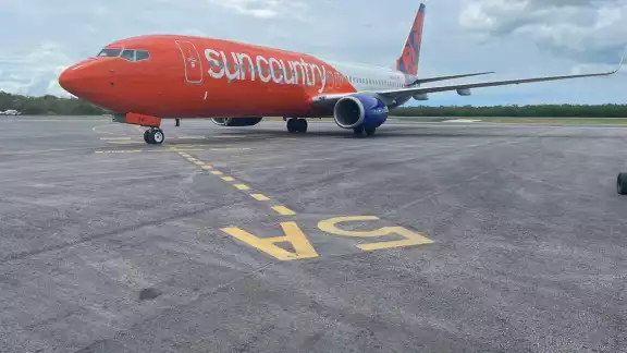 El vuelo Dallas-Cozumel tendrá una frecuencia de dos días a la semana, y con ello movilizar a pasajeros entre ambos destinos El vuelo Dallas-Cozumel tendrá una frecuencia de dos días a la semana, y con ello movilizar a pasajeros entre ambos destinos