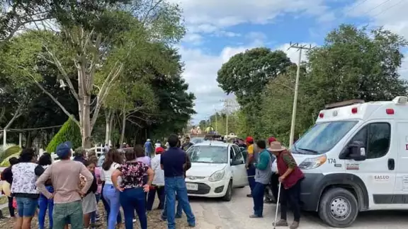 Pobladores piden a las autoridades estatales que cumplen su pliego petitorio Pobladores piden a las autoridades estatales que cumplen su pliego petitorio