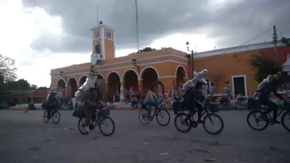 Antorchistas demuestra su fe a la Virgen de Guadalupe en Chocholá Antorchistas demuestra su fe a la Virgen de Guadalupe en Chocholá