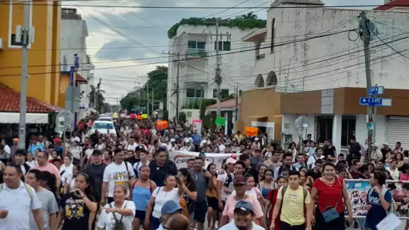 Marchan por las 40 horas