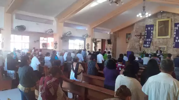 El sacerdote encargado de la Iglesia de Guadalupe en Cozumel pidió a los fieles orar por Ucrania en la misa por el Miércoles de Ceniza El sacerdote encargado de la Iglesia de Guadalupe en Cozumel pidió a los fieles orar por Ucrania en la misa por el Miércoles de Ceniza