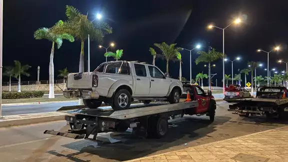 En colonias populares montaron filtros persuasivos para la búsqueda de unidades con reporte de robo En colonias populares montaron filtros persuasivos para la búsqueda de unidades con reporte de robo