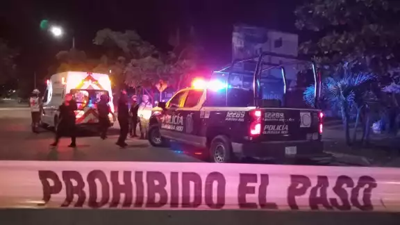 El hombre herido fue trasladado a un hospital para recibir la debida atención médica El hombre herido fue trasladado a un hospital para recibir la debida atención médica