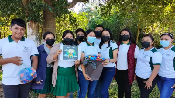 3 mil tapitas pueden pagar una quimioterapia o una computadora para una escuela 3 mil tapitas pueden pagar una quimioterapia o una computadora para una escuela