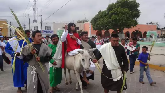 Integrantes del grupo de Acanceh ya están ensayando los cuadros bíblicos Integrantes del grupo de Acanceh ya están ensayando los cuadros bíblicos