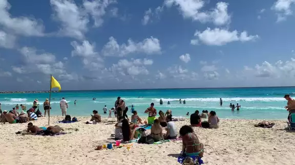 Viento del este y noreste de 15 a 30 km/h con rachas de 50 a 70 km/h en Quintana Roo Viento del este y noreste de 15 a 30 km/h con rachas de 50 a 70 km/h en Quintana Roo