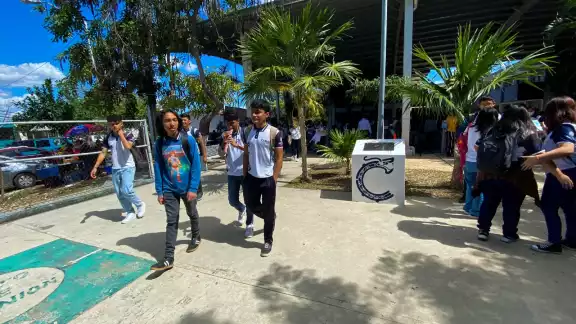 Los alumnos no tendrán clases ni el 1 ni el 15 de mayo