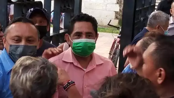 Entre múltiples acusaciones de continuidad, 486 trabajadores eligieron al nuevo dirigente del Sindicato Único de Trabajadores del Gobierno Municipal Entre múltiples acusaciones de continuidad, 486 trabajadores eligieron al nuevo dirigente del Sindicato Único de Trabajadores del Gobierno Municipal