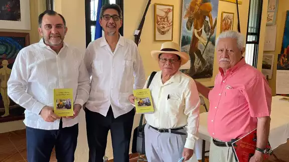 Para el autor, las redes sociales han tragado a las nuevas generaciones.