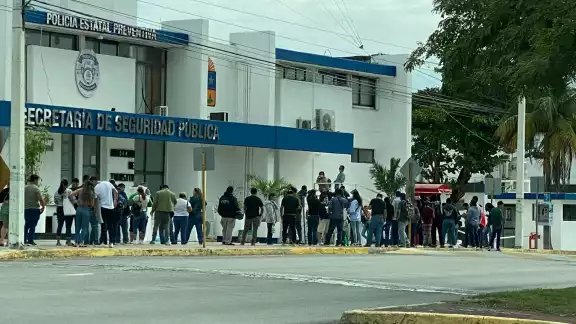 Pese a que no cuenta con ningún descuento el trámite de la licencia, su costo en Chetumal es menor, al de municipios como Bacalar y Felipe Carrillo Puerto Pese a que no cuenta con ningún descuento el trámite de la licencia, su costo en Chetumal es menor, al de municipios como Bacalar y Felipe Carrillo Puerto