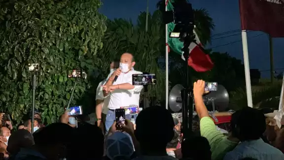 Luis Gamero señaló que el Ieqroo se dejó llevar por las consignas políticas, ordenadas por los intereses del gobierno del Estado y sus aliados Luis Gamero señaló que el Ieqroo se dejó llevar por las consignas políticas, ordenadas por los intereses del gobierno del Estado y sus aliados