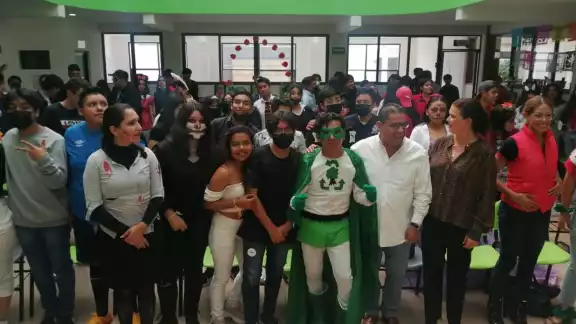 El joven participó con una ponencia en la Cumbre Iberoamericana por la Agenda Local 2030 El joven participó con una ponencia en la Cumbre Iberoamericana por la Agenda Local 2030