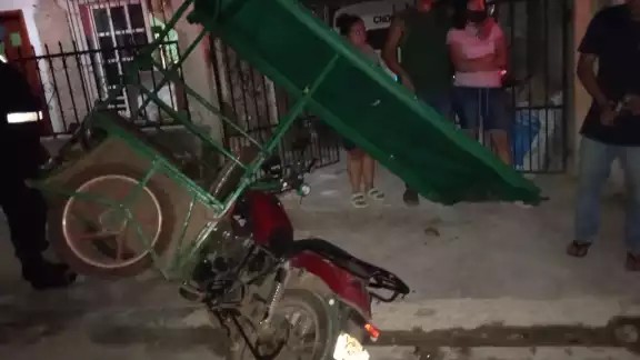 El conductor de la camioneta se encontraba en estado de ebriedad El conductor de la camioneta se encontraba en estado de ebriedad