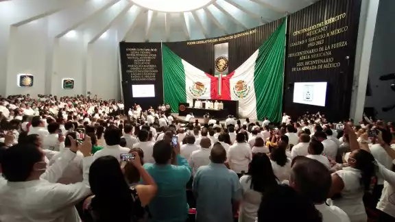 La XVII Legislatura del Congreso de Quintana Roo rindió protesta este sábado, en el que ya se eligió a los integrantes de la Mesa Directiva, pero no a quien presidirá la Jugocopo La XVII Legislatura del Congreso de Quintana Roo rindió protesta este sábado, en el que ya se eligió a los integrantes de la Mesa Directiva, pero no a quien presidirá la Jugocopo
