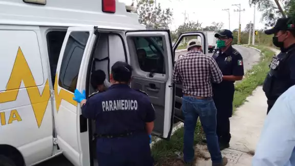 Al sitio acudió la patrulla 6573 de la Secretaria de Seguridad Pública Al sitio acudió la patrulla 6573 de la Secretaria de Seguridad Pública