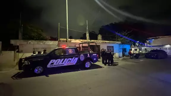 Dos personas detenidas es el saldo de un intento de feminicidio en Playa del Carmen Dos personas detenidas es el saldo de un intento de feminicidio en Playa del Carmen
