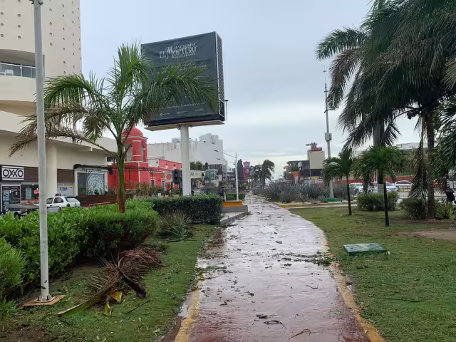 La zona de antros opera de forma normal pero los turistas no se han animado a salir