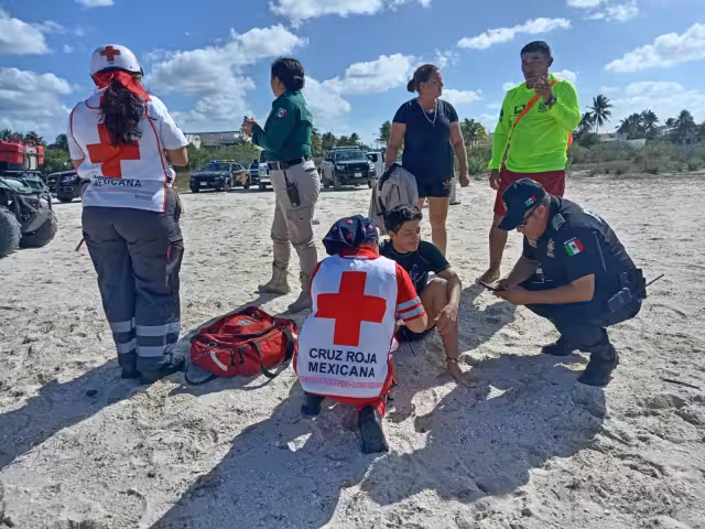 Los dos jóvenes fueron atendidos por paramédicos, sin resultar con herdidas