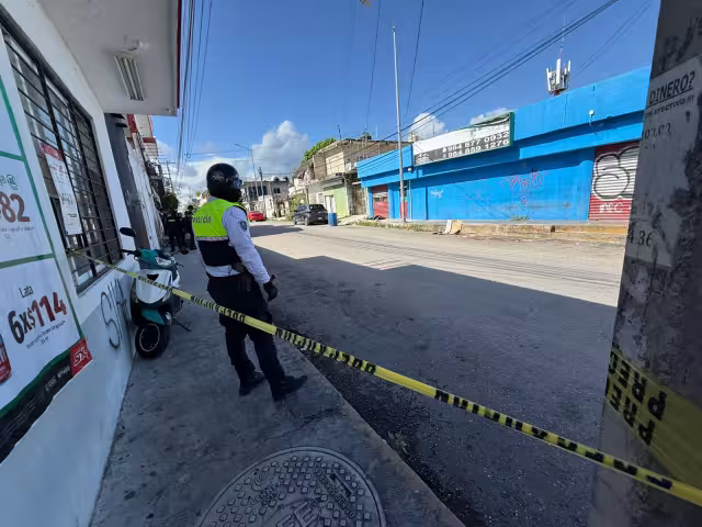 Hallan sin vida a un hombre en calles de la colonia Zazil-Ha, Playa del Carmen