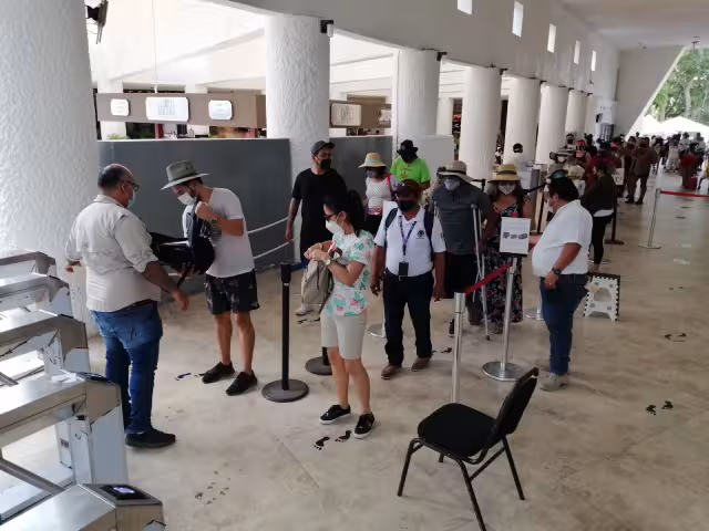 El INAH ha gastado una gran cantidad de recursos en implementar los protocolos sanitarios , pero el ciudadano debe cumplir