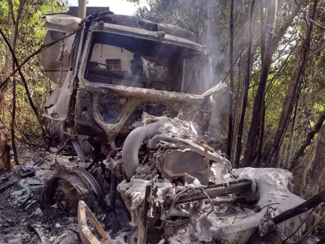 La unidad se trata de una pipa de transporte de alimentos balanceados,que circulaba de oriente a poniente