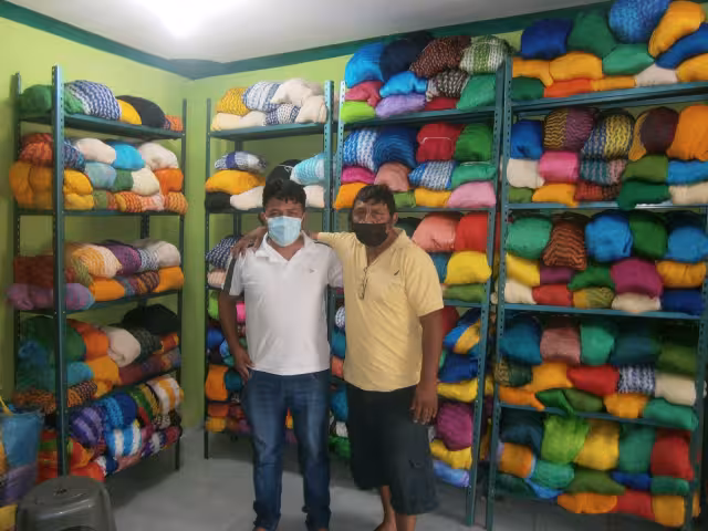 El apoyo fue vital para ingresar al mundo del comercio de hamacas