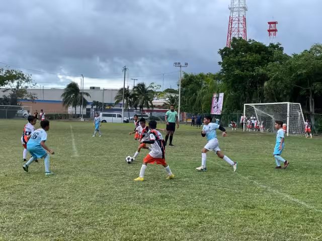 Los Leones Negros se adelantaron en el marcador por cuenta de Cristóbal Arce al 23’
