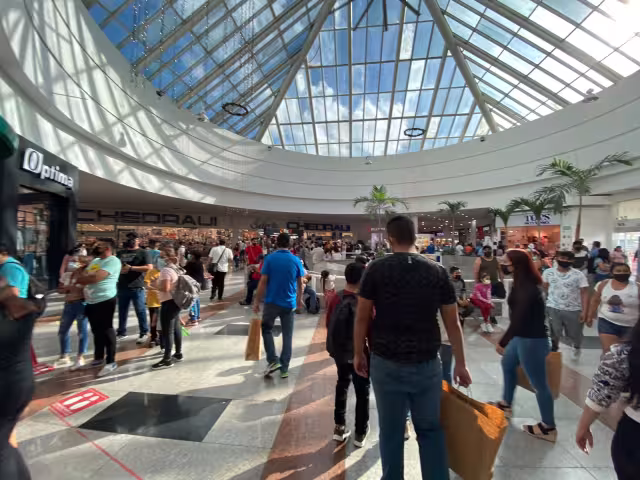 Quintana Roo se encuentra en Semáforo Verde con el que se permite una apertura del 100 por ciento en diferentes actividades