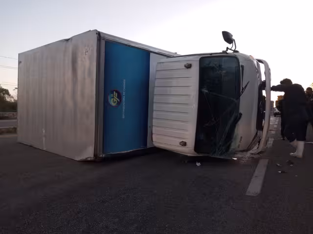 El tráfico vehicular se vio afectado, ya que los automovilístico tenían que pasar con mucho cuidado