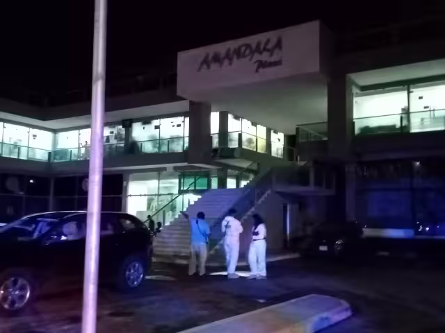 Los primeros en acudir al auxilio fueron elementos de la Policía Quintana Roo