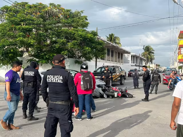 La motociclista fue trasladada a un hospital de Progreso