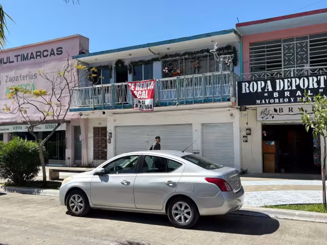 Locales comerciales cerrados en el primer cuadro de Chetumal reflejan difícil situación económica