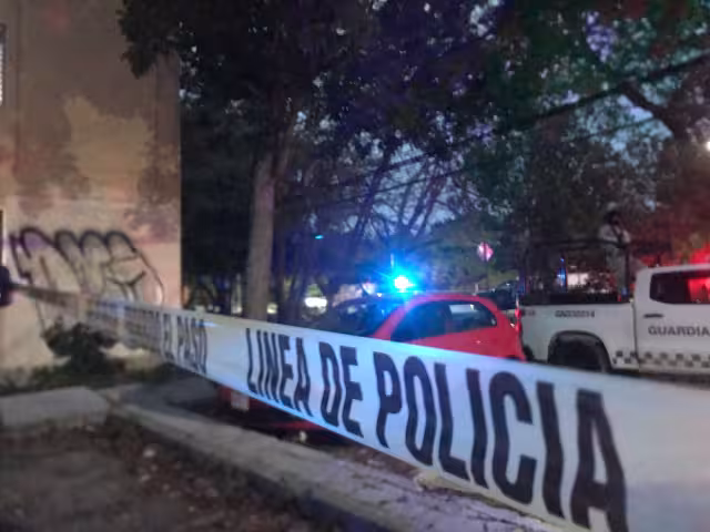 Las cabezas fueron dejadas por hombres a bordo de un auto color gris