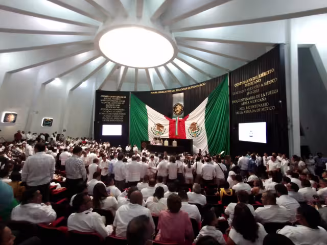 Los nuevos diputados locales ocuparon sus curules en el Congreso de Quintana Roo este 3 de septiembre, día en el que se realiza la Sesión de Instalación