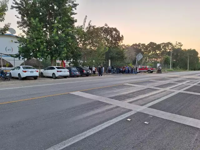 El docente señalado, presuntamente cuenta con antecedentes de acoso en otra preparatoria