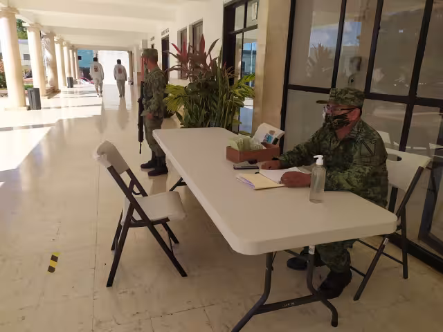 El cabo Pérez informa que prestarán servicios todos los sábados y domingo de este mes