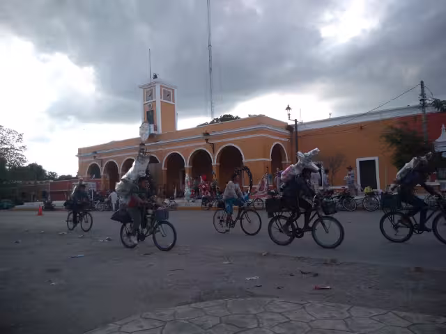 Antorchistas demuestra su fe a la Virgen de Guadalupe en Chocholá