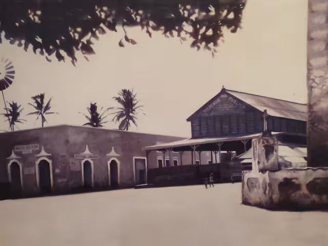 El historiador Pérez mostró fotos del pasado histórico