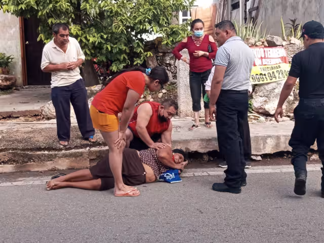 La mujer iba a realizar sus compras diarias cuando se desvaneció mientras caminaba