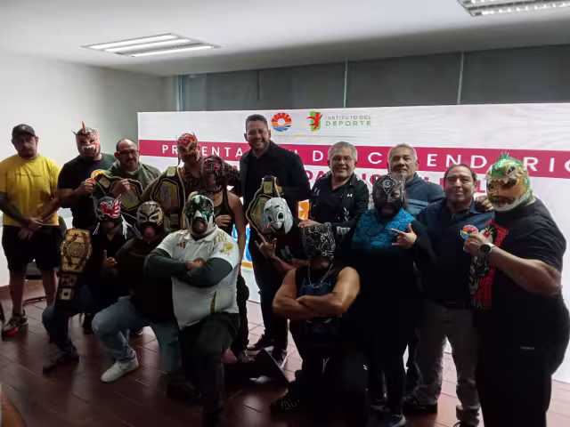 En la presentación estuvieron presentes algunos de los gladiadores.