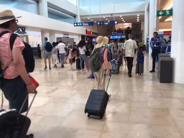 Se reportan 582 vuelos programados