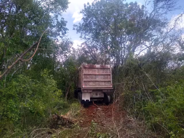 La Guardia Nacional y División de Caminos abanderaron el lugar para evitar mayores accidentes