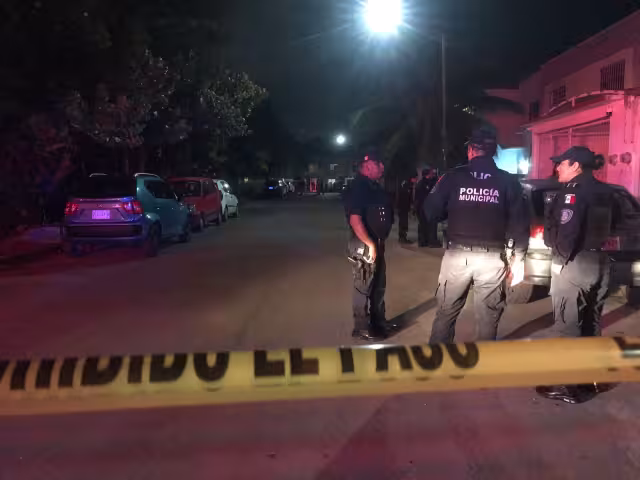 Autoridades ya investigan la ejecución de un hombre en el fraccionamiento Andalucía de Cancún