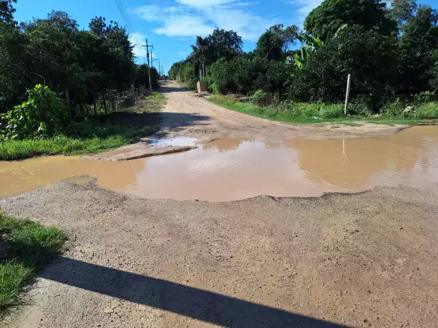 Calles en mal estado continúan afectando a comunidades como Mariano Matamoros, Insurgentes, Nueva Reforma y La Candelaria