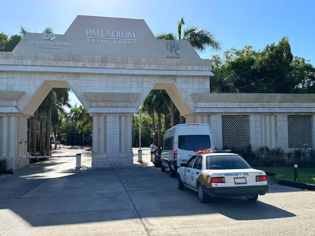 Al lugar arribaron las autoridades de Protección Civil, Bomberos y Ambulancias particulares