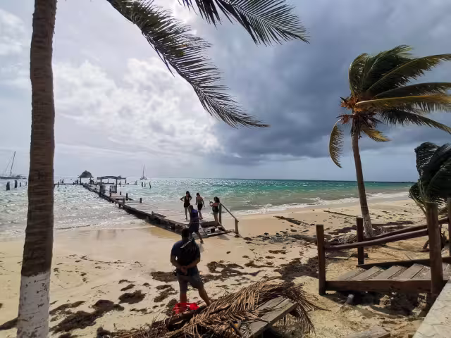 Después de tocar tierra en Quintana Roo, Grace perdió fuerza y se degradó a Tormenta Tropical