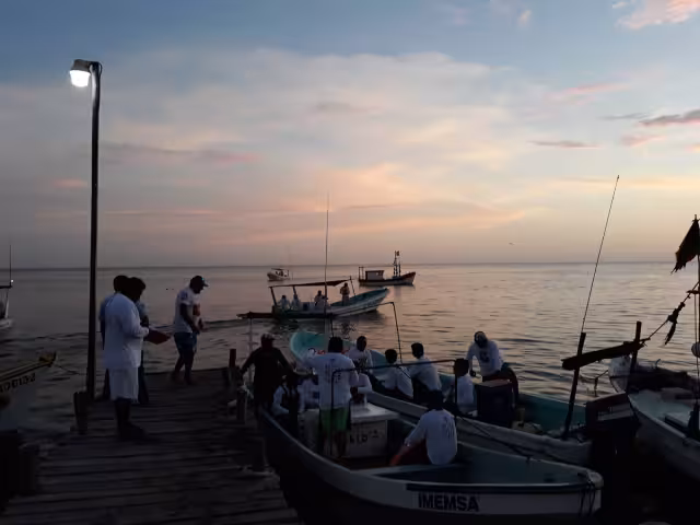 El hombre de mar alegó tener dolores en el pecho tras salir del agua; sin embargo, no quiso ir al doctor