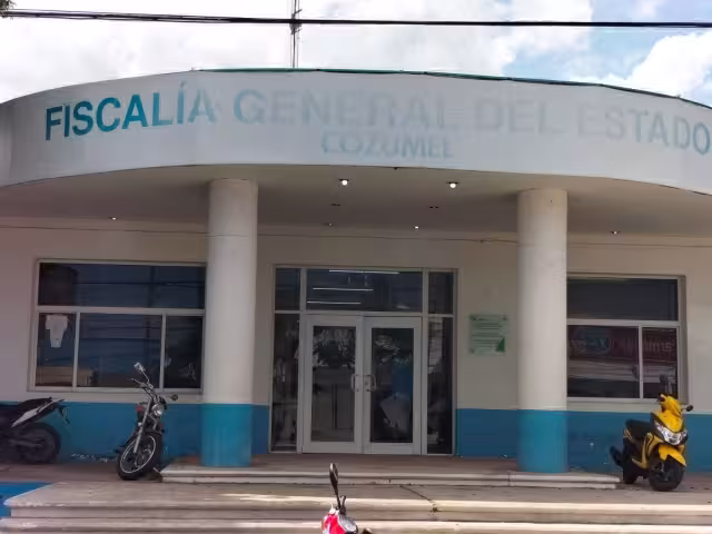 Hace pocos días, tres elementos fueron denunciados por privar ilegalmente de la libertad a un menor de edad